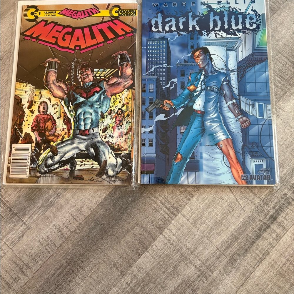 Assorted Comic Book 10 Comics Bundle Including Sp… - image 6